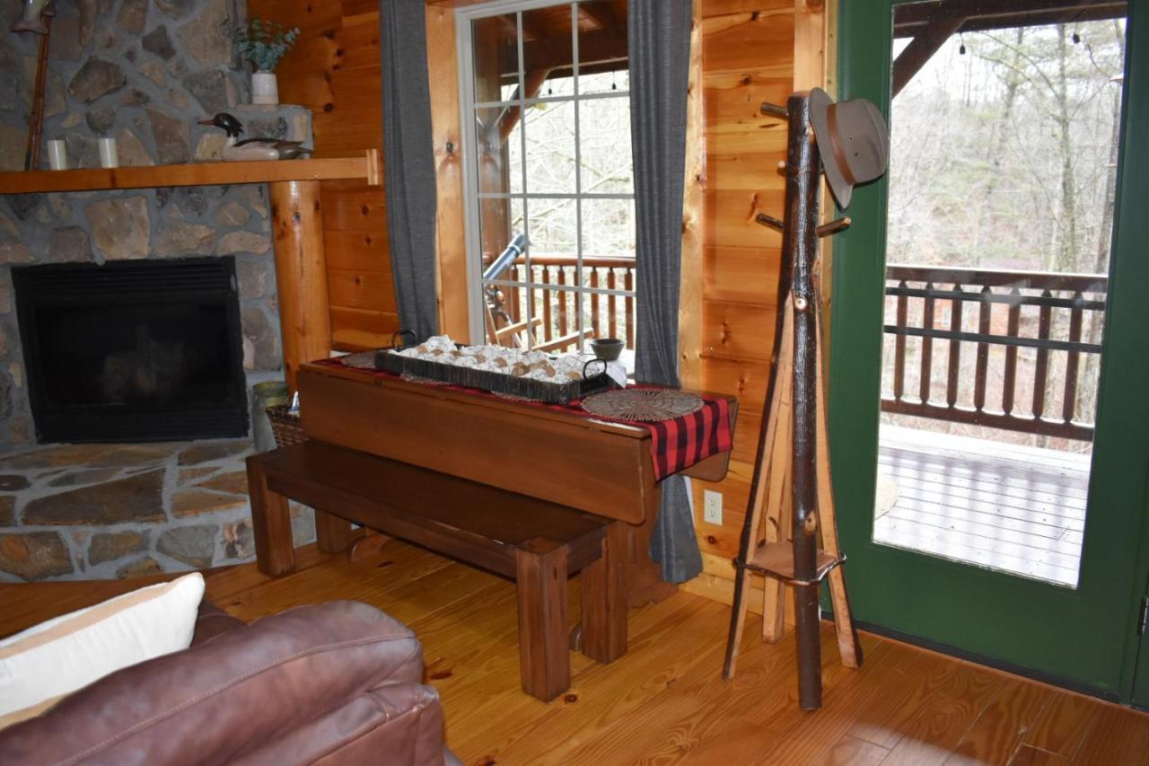 Tree Top Lodge - Gorgeous Lake Cabin With Hot Tub & Magnificent Views Of Forests And Mountains! Cabin Butler المظهر الخارجي الصورة