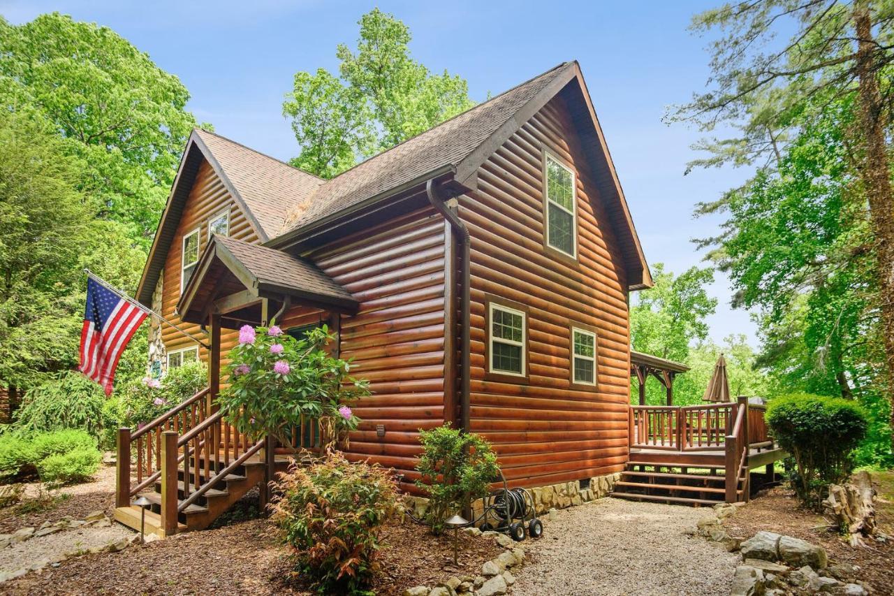 Tree Top Lodge - Gorgeous Lake Cabin With Hot Tub & Magnificent Views Of Forests And Mountains! Cabin Butler المظهر الخارجي الصورة