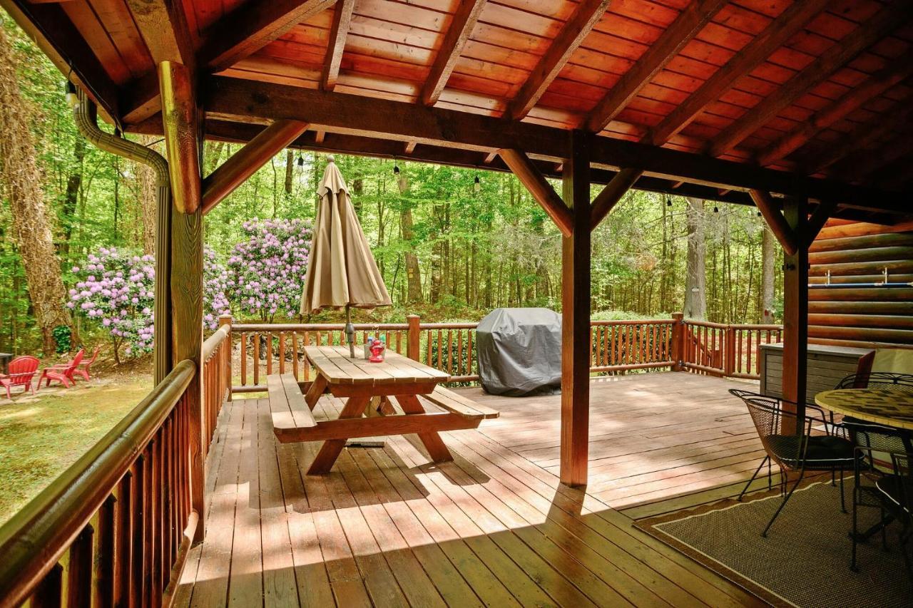 Tree Top Lodge - Gorgeous Lake Cabin With Hot Tub & Magnificent Views Of Forests And Mountains! Cabin Butler المظهر الخارجي الصورة